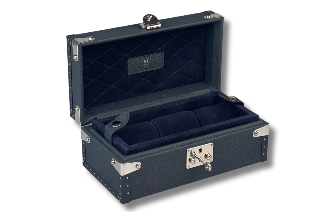 BLCK togo watch case suede interior compartments